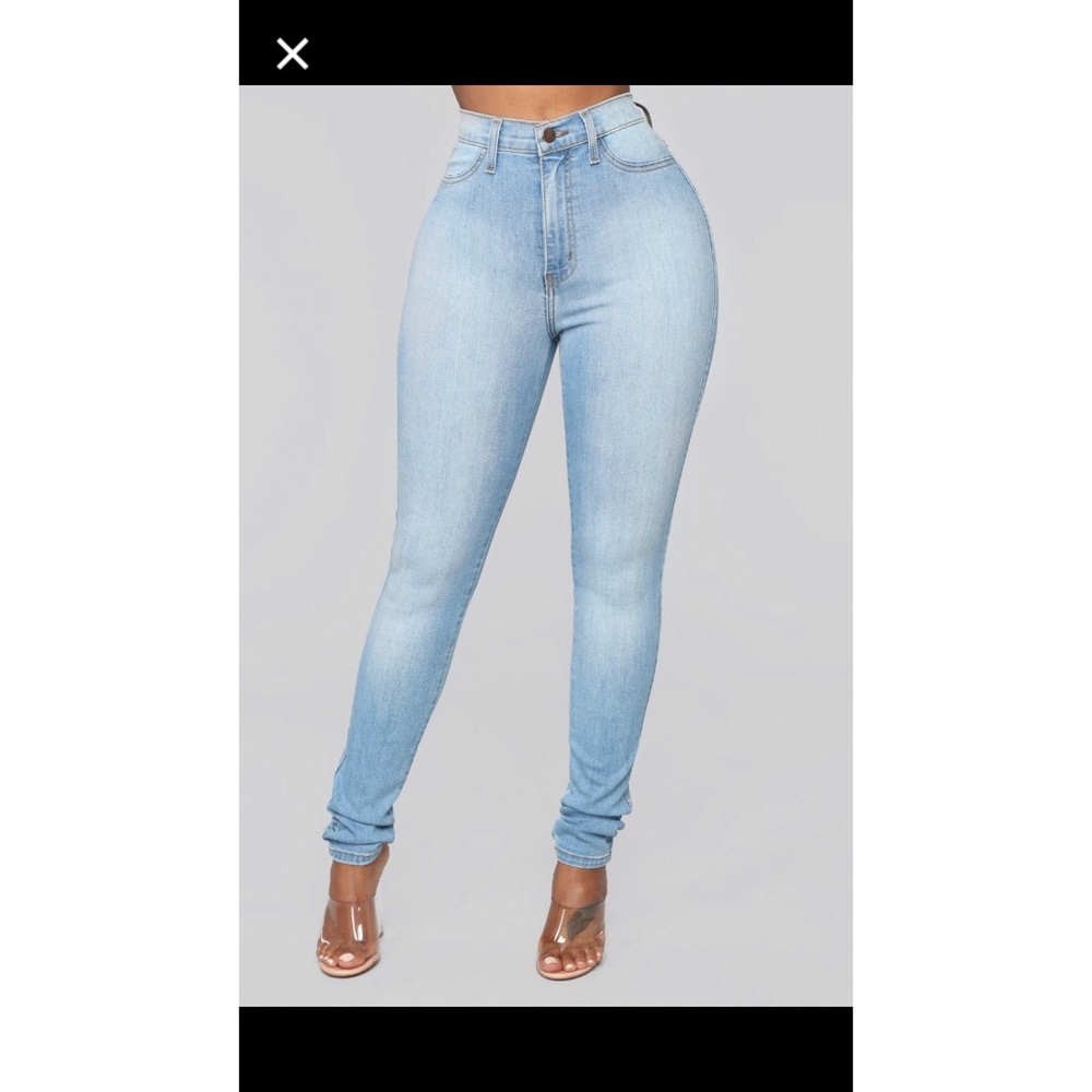 Fashion nova classic high waist jean- size 0